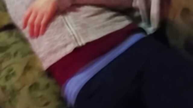 Amateur coed jizzed en peliculas clasicas taboo boca al aire libre