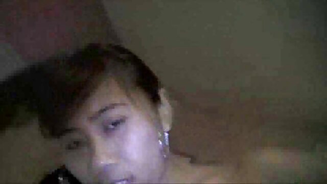 Lesbiana complacida oralmente en clasico porno español un ring de boxeo